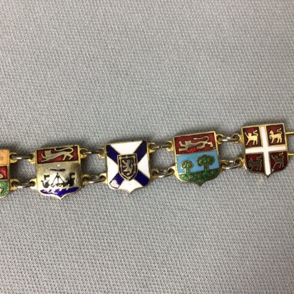 Vintage Canadian provinces bracelet - Picture 5 of 6